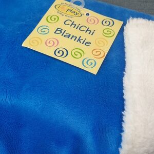 ChiChi Blue White Baby Blanket Made For Tiny Hands 13" Square Travel Blankie NWT